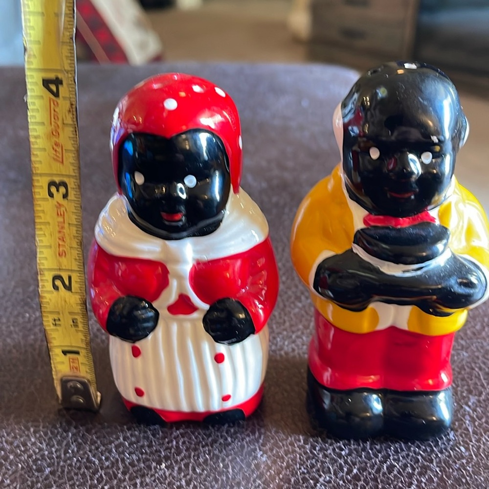 Black Americana Salt and Pepper Shaker set #5